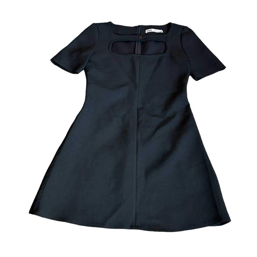 3/$15 ZARA modern black structured dress